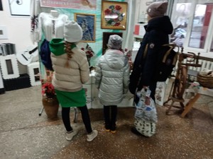 Выставка «Волшебство материнских рук»